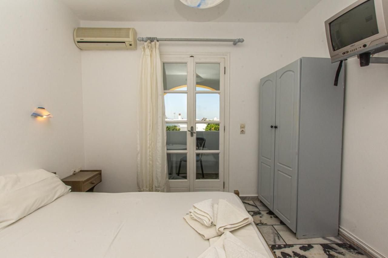 Villa Polemis Agia Anna  Exteriör bild