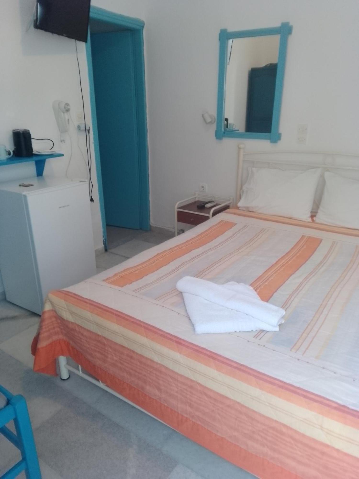 Villa Polemis Agia Anna  Exteriör bild